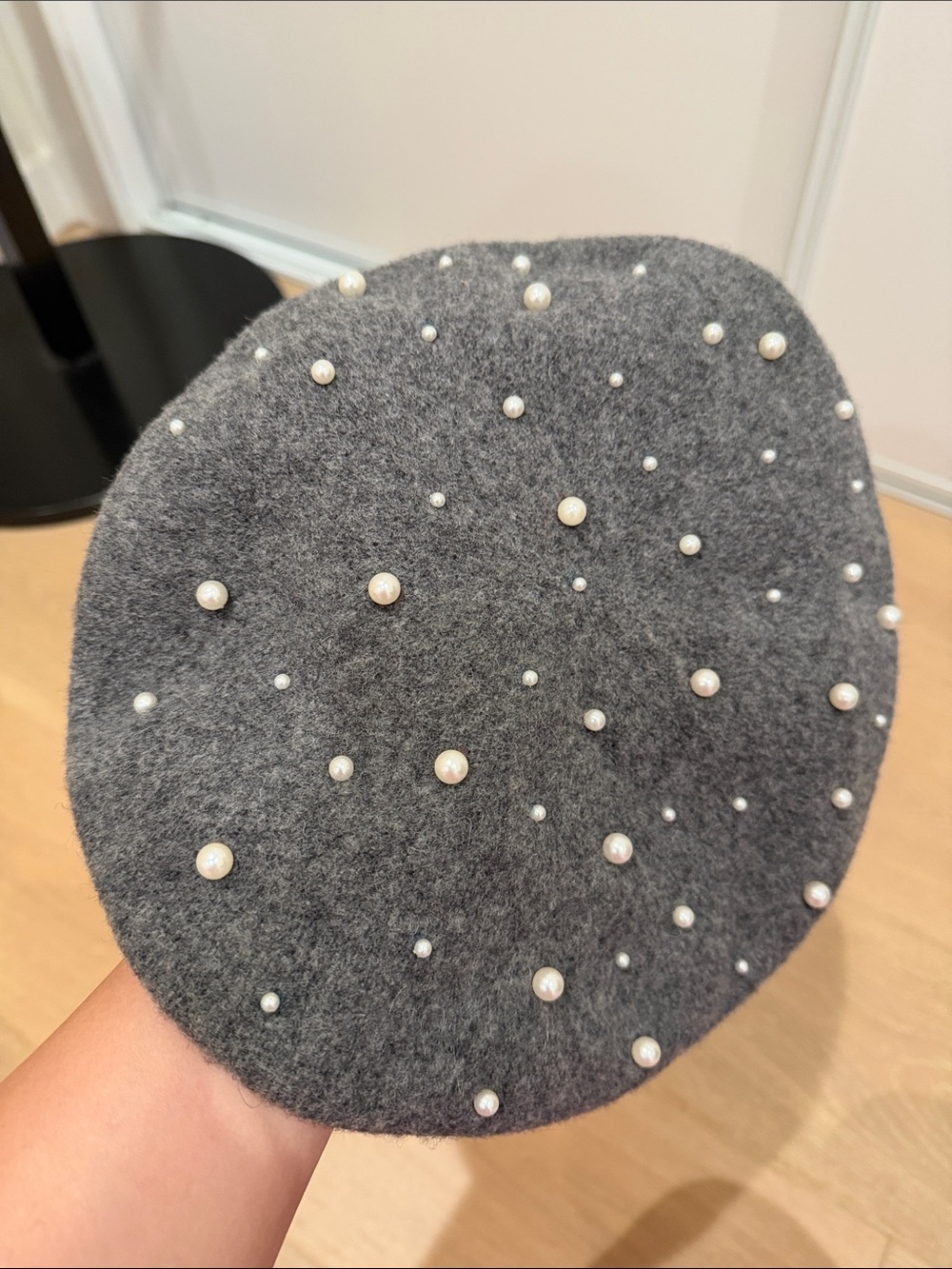 Zara Gray Pearl-Embellished Wool Beret